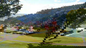 Araluen Golf Resort