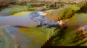 Gungahlin Lakes Golf & Community Club