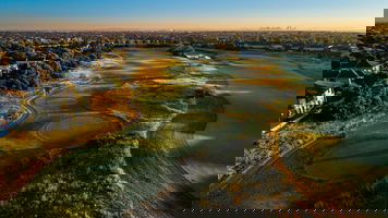 Sanctuary Lakes Golf Course