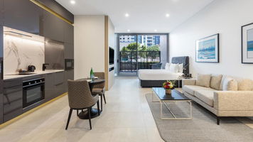 Meriton Serviced Apartments Broadbeach5 Star