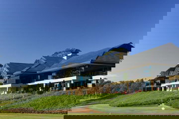 Riverside Oaks Golf Resort