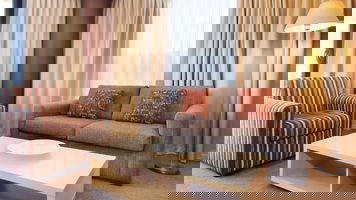 Oaks Adelaide Horizons Suites