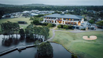 Mercure Kooindah Waters